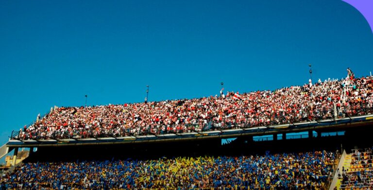 La Liga Profesional anunció el regreso paulatino del público visitante en algunos partidos