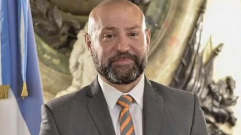 Diego Spagnuolo, exdirector de la ANDIS: “Le manotean la caja a todo el mundo”