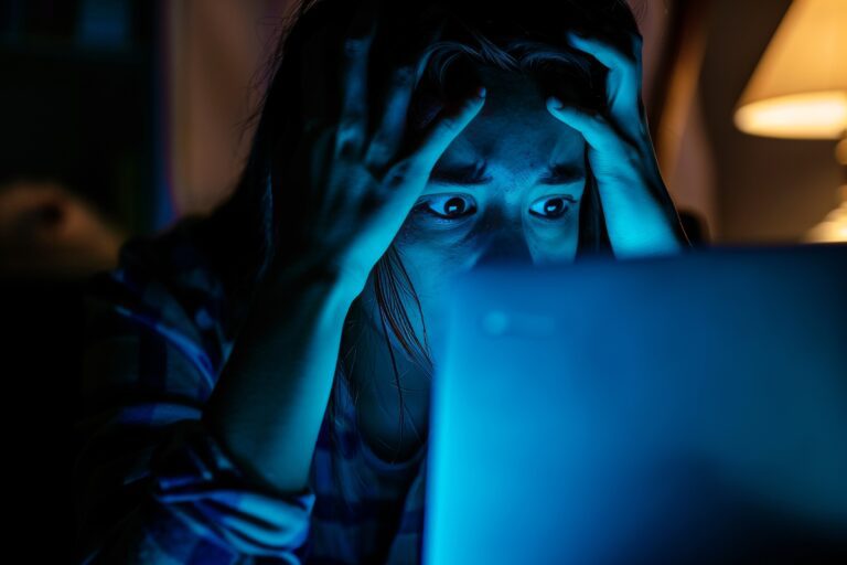 ¡Me robaron mi vida digital!
