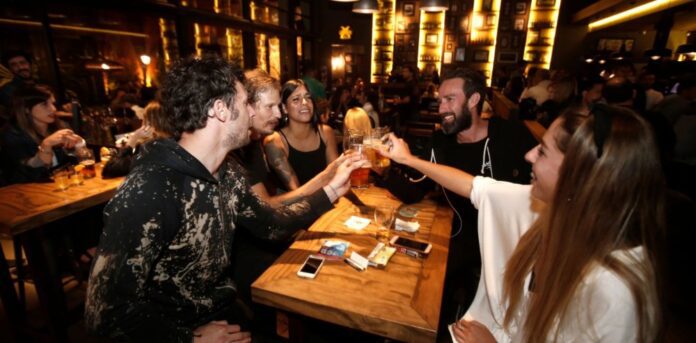 vida-nocturna-en-mar-del-plata:-boliches,-bares,-cervecerias-y-zonas-para-salir