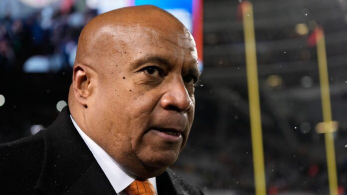 eleccion-del-estadio-de-los-bears-‘a-finales-de-primavera,-principios-de-verano’