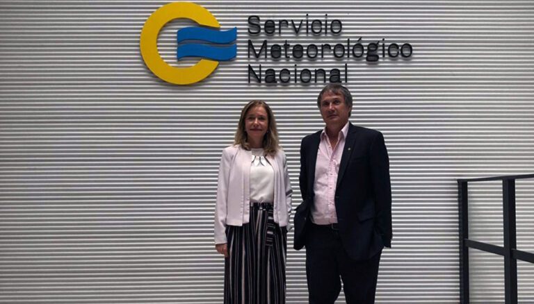 Los despidos en el SMN complican el monitoreo de inundaciones.
