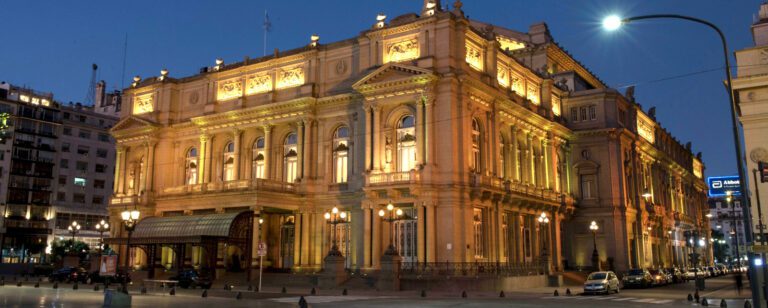 El día que el Colón levantó el telón por primera vez