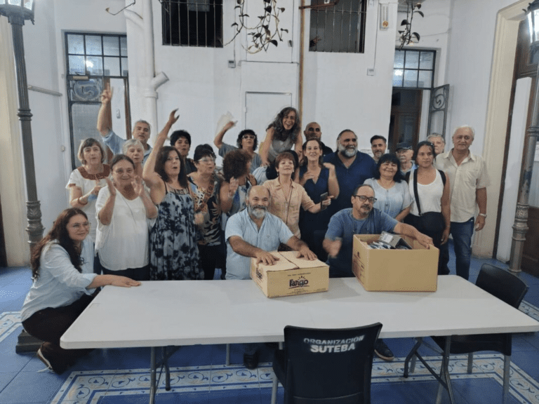 elecciones-suteba:-triunfo-oficial-y-golpe-multicolor