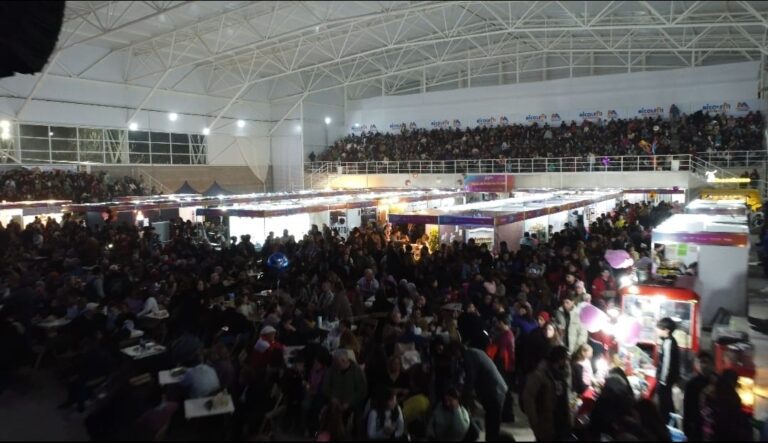 llega-a-berazategui-el-evento-mas-dulce-y-federal-del-pais:-kilometro-del-alfajor-argentino