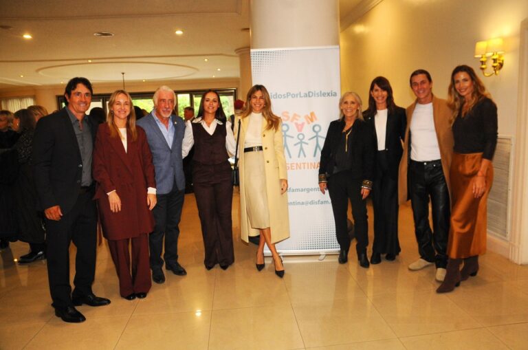 destacadas-figuras-del-espectaculo-acompanaron-el-almuerzo-solidario-de-disfam