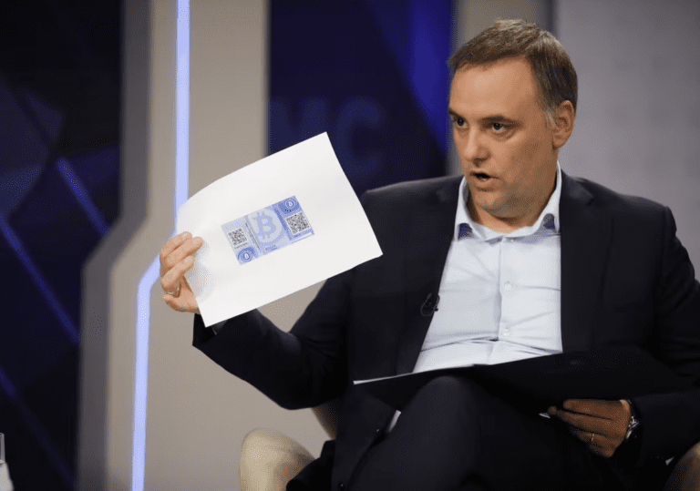 la-ley-que-blindo-a-adorni-no-lo-salva-del-escandalo-que-el-mismo-desato