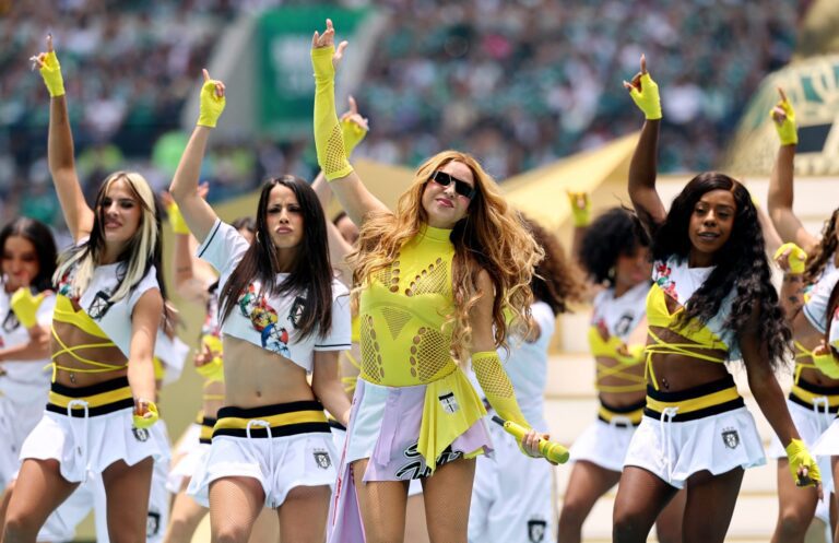 shakira-fue-la-gran-protagonista-de-la-inauguracion-del-mundial-2026-en-el-estadio-azteca