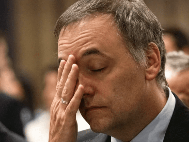 renuncio-adorni-a-la-jefatura-de-gabinete-acorralado-por-la-justicia-y-sin-respaldo-interno