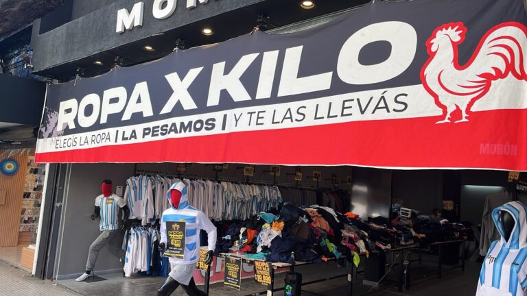 ropa-por-kilo:-la-jugada-argentina-para-competir-con-shein
