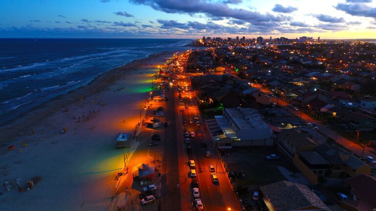 pinamar-y-carilo-se-convierten-en-el-primer-corredor-hotelero-“ev-friendly”-de-la-argentina