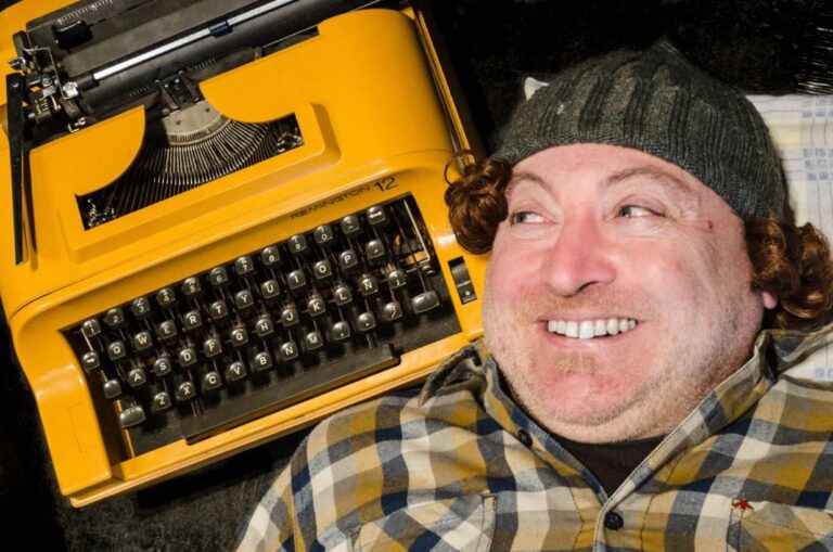 Éxito rotundo: «La lengua es un músculo, pero el lenguaje es un virus» celebra 200 funciones a pura risa