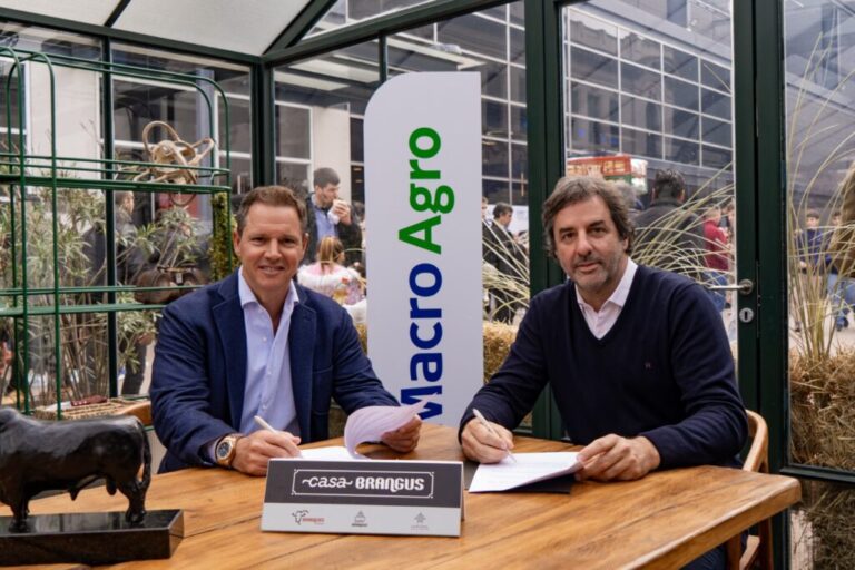banco-macro-y-la-raza-brangus-acordaron-trabajar-en-conjunto-para-potenciar-la-ganaderia