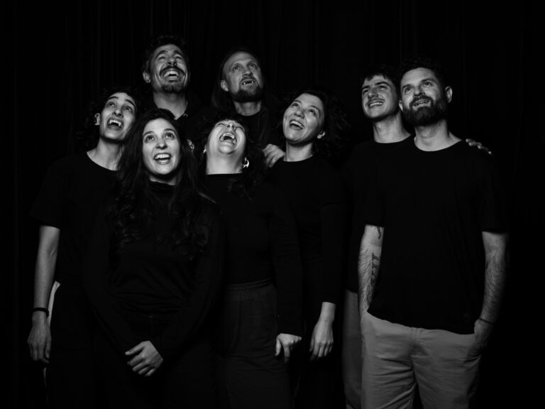“lo-unico-continuo”:-la-comedia-tragica-de-vampiros-que-llega-al-teatro-hasta-trilce