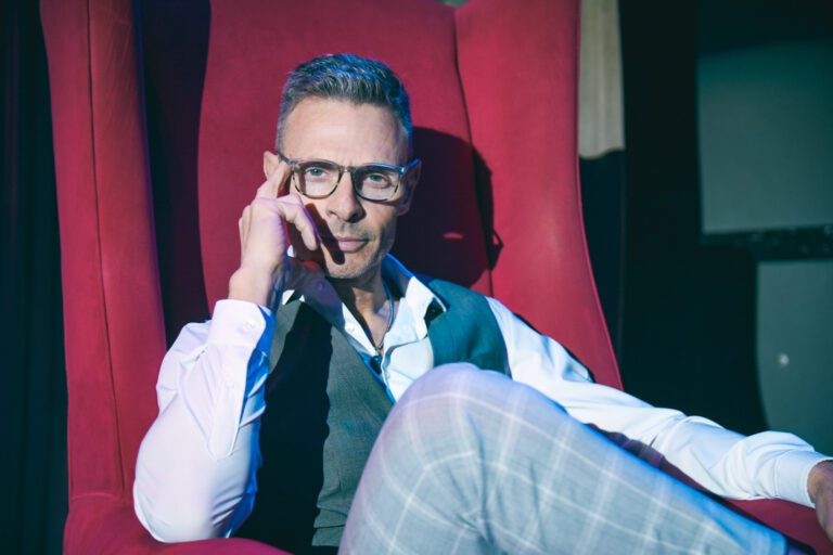 Leo Travaglio presenta «Mi Universo Secreto» en Gorriti Art Center