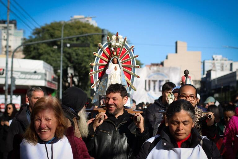 Grabois desde la Marcha de San Cayetano: “EL GOBIERNO TIENE UN PLAN DE DESTRUCCIÓN Y MISERIA”