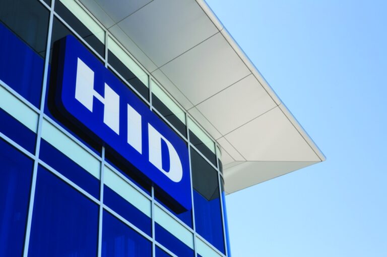 hid-introduce-en-argentina-una-nueva-generacion-de-acceso-biometrico-impulsado-por-ia