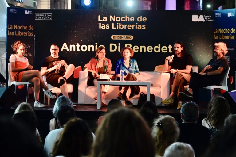 Más de 95.000 personas disfrutaron de La Noche de las Librerías en la Ciudad