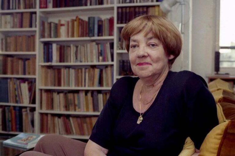 Abre la Casa Museo María Elena Walsh