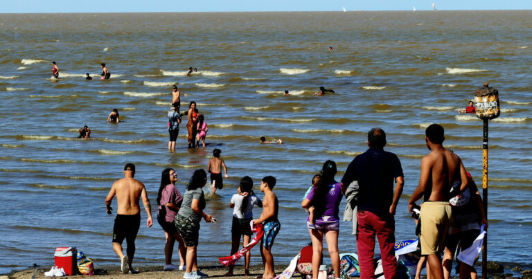 calor-extremo,-tormentas-y-viento:-rigen-alertas-roja,-naranja-y-amarilla-en-buenos-aires-y-otras-20-provincias-este-miercoles-8-de-enero