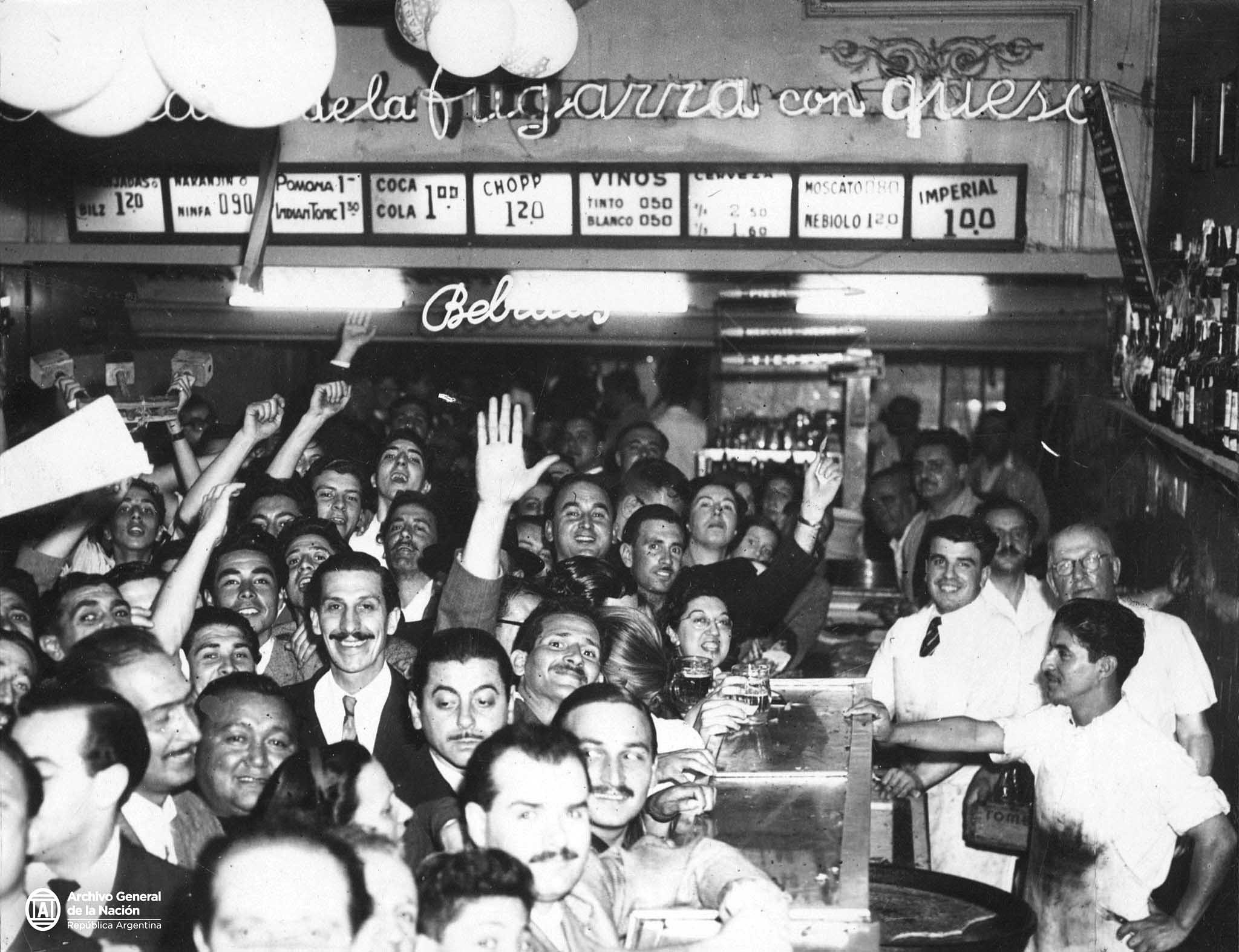 pizzerias-emblematicas-de-buenos-aires-reciben-distincion-oficial