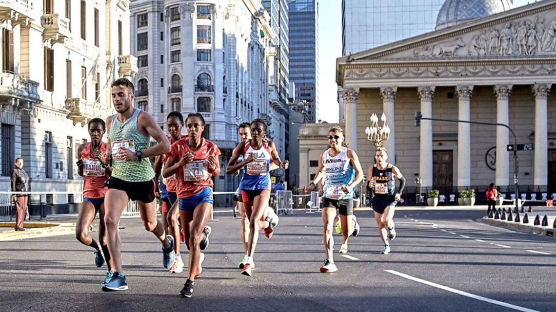 que-calles-estaran-cortadas-por-la-media-maraton-de-buenos-aires-2025