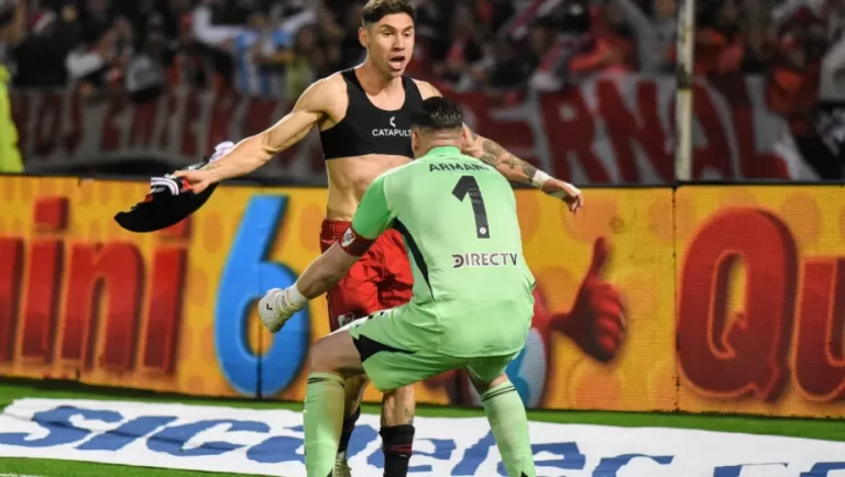 River avanza a cuartos de final de la Copa Argentina tras definición heroica