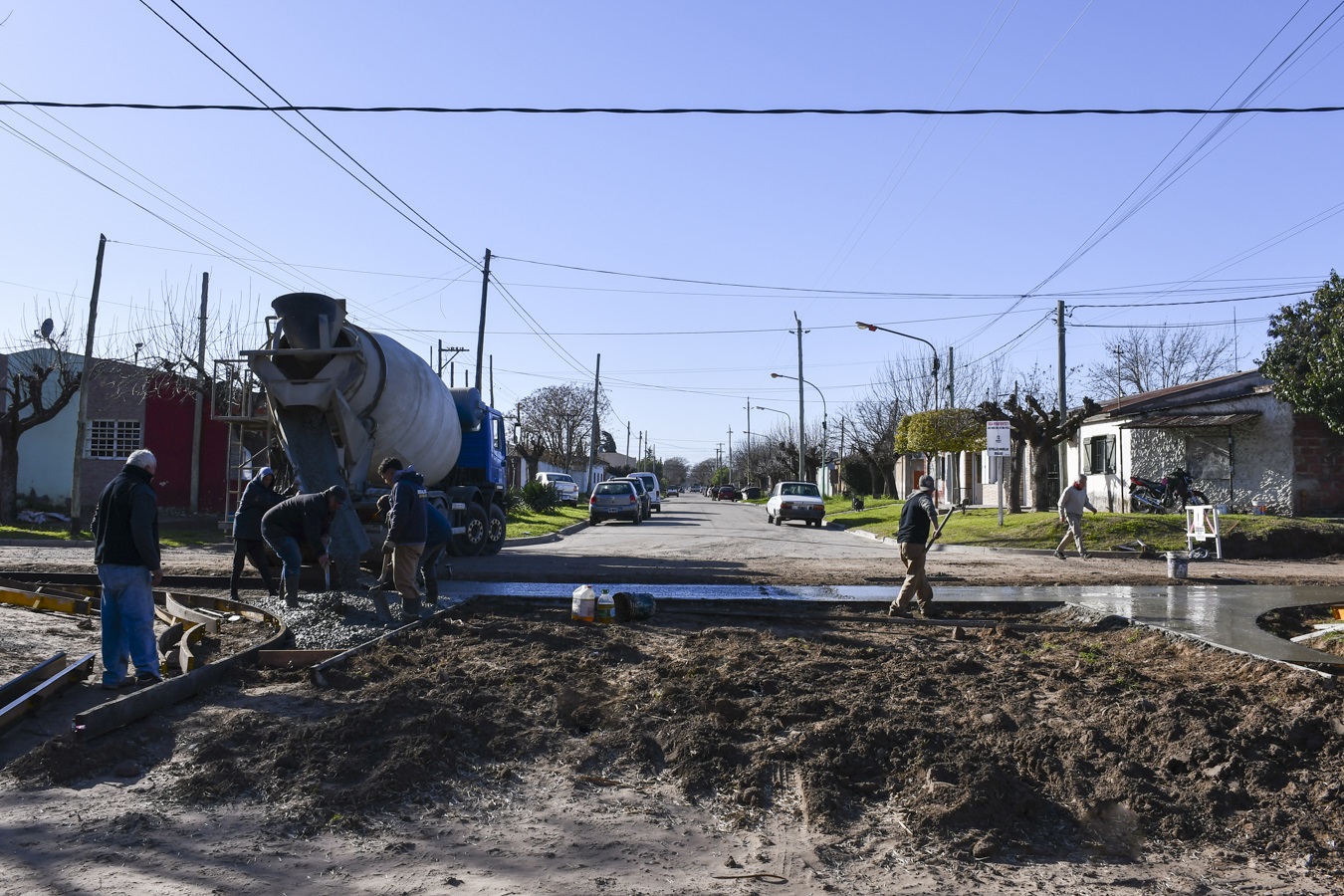 comenzo-el-plan-de-cordon-cuneta-en-bragado