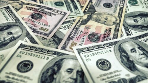 alerta:-el-atesoramiento-de-dolares-eleva-la-presion-sobre-las-reservas-en-argentina