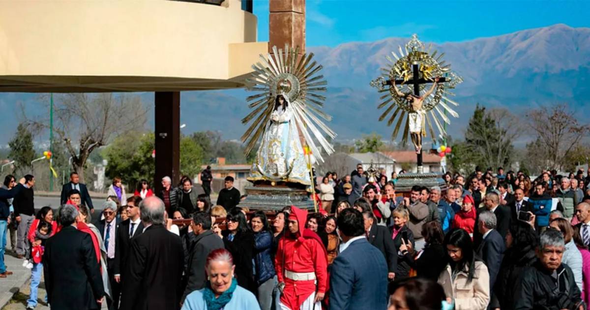 este-jueves-el-senor-y-la-virgen-del-milagro-recorreran-los-barrios-del-sureste-de-salta
