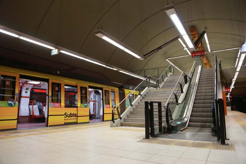 el-gcba-reglamento-la-ley-para-que-los-jubilados-viajen-gratis-en-el-subte
