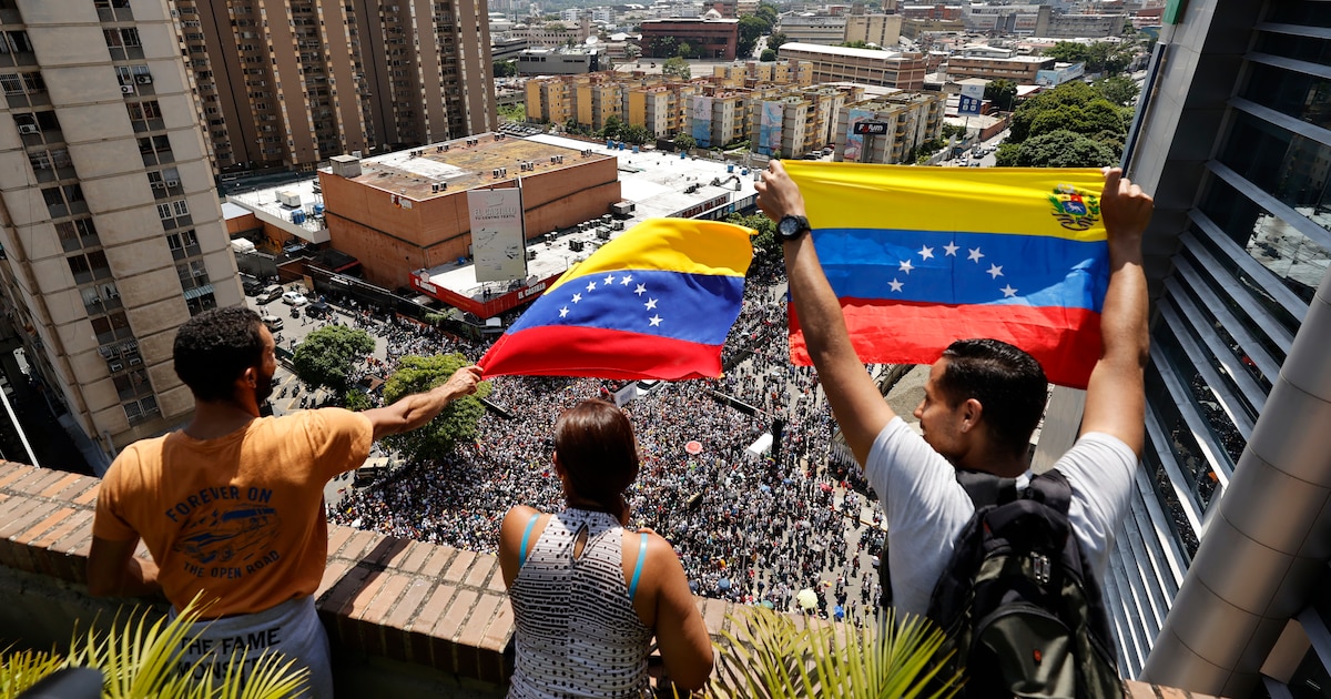 Caudillismo en América Latina: Un Análisis Histórico de la Lucha por la República y la Democracia