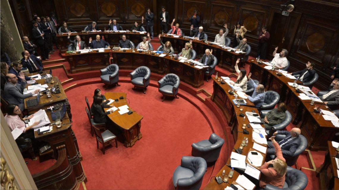 uruguay-legalizes-euthanasia-and-becomes-a-pioneer-in-latin-america