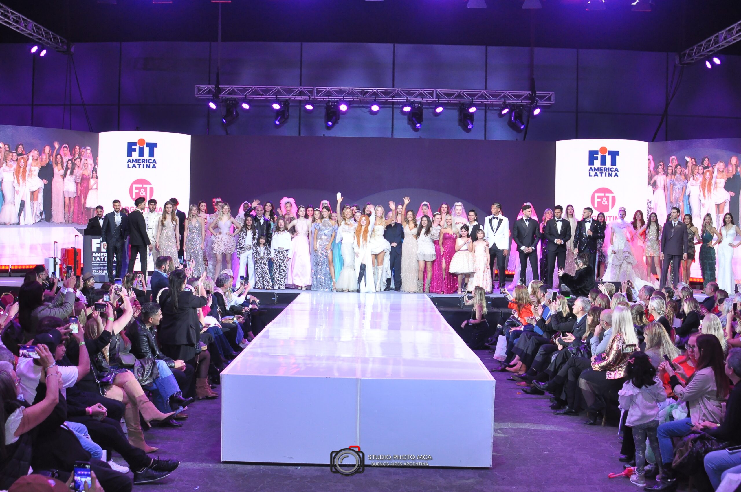 argentina-fashion-and-travel-deslumbro-en-la-apertura-de-la-feria-internacional-de-turismo