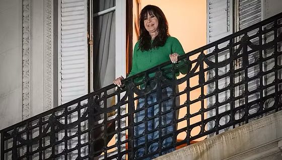 Cristina Kirchner publicó un nuevo “¡Ay Milei!” y cuestionó su gestión económica