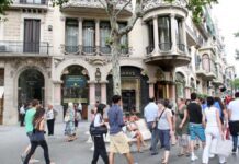 Barcelona Oberta y Amics de Passeig de Gràcia reclaman combatir la multirreincidencia barcelona-oberta-y-amics-de-passeig-de-gracia-reclaman-combatir-la-multirreincidencia
