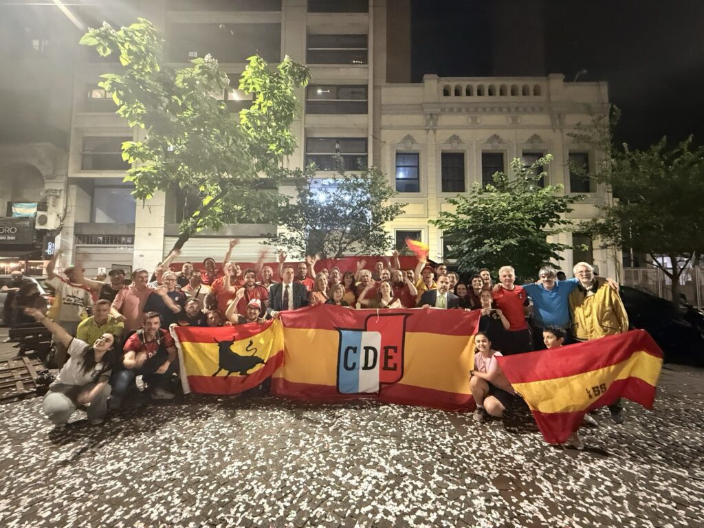 aprobaron-la-ley-de-restitucion-historica-para-el-deportivo-espanol-por-20-anos