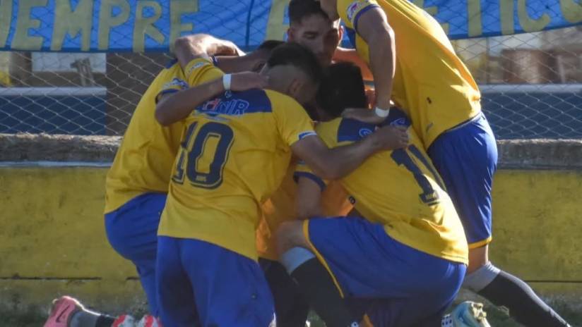 atletico-gano-y-clasifico-primero-en-su-zona-del-regional