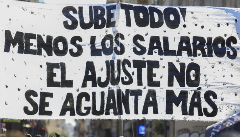 llega-diciembre-con-un-50-%-de-aumento-en-la-luz-y-14,8-%-en-el-transporte-publico