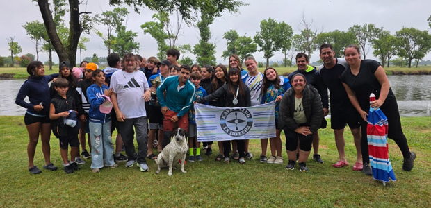 los-palistas-de-general-villegas-regresan-de-colon-con-una-notable-cosecha-de-medallas