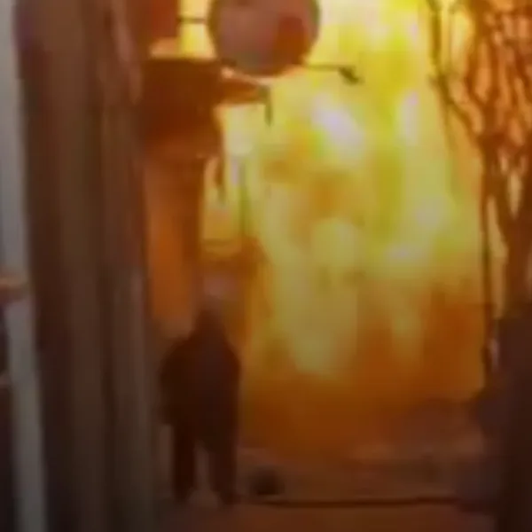 Escape de gas y fuego en Caballito: hay un herido y llamas de 12 metros