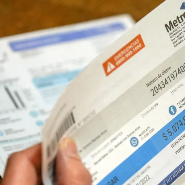 Aumentan las tarifas de luz y cambian el sistema de medición para miles de usuarios del AMBA