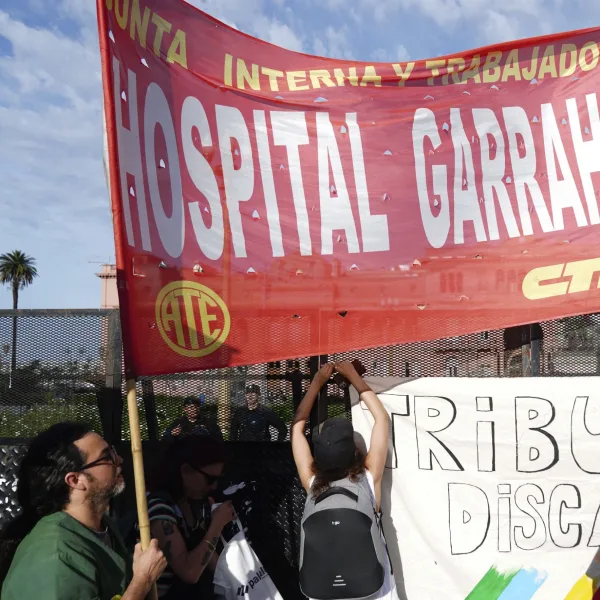 Hospital Garrahan y organizaciones por la discapacidad convocan a un “abrazo” simbólico en Plaza de Mayo por fondos ausentes en el Presupuesto 2026