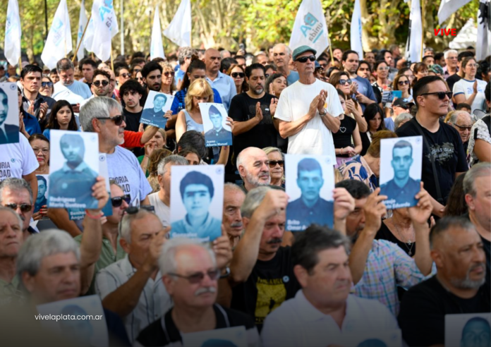 la-plata-homenajeo-a-los-heroes-de-malvinas-con-un-emotivo-acto la-plata-homenajeo-a-los-heroes-de-malvinas-con-un-emotivo-acto
