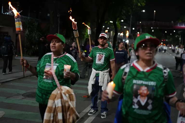 130 MIL DESAPARECIDOS: LO QUE PASA EN MEXICO MIENTRAS SE JUEGA EL MUNDIAL.