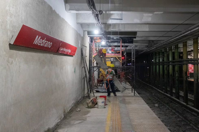 Línea B: Cierra la estación Medrano por obras de renovación integral