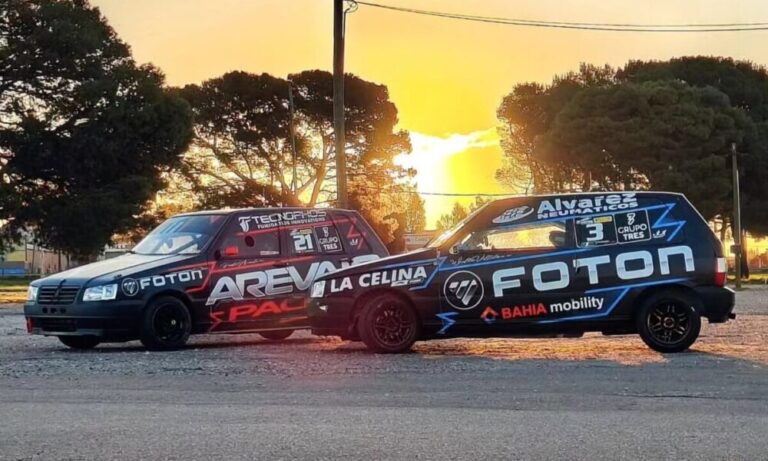 juan-pablo-izarra-festejo-en-pigue-y-el-fiat-uno-pista-cerro-la-etapa-regular