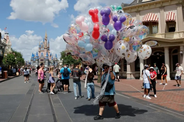 disney-sube-los-precios-de-sus-parques-en-2026