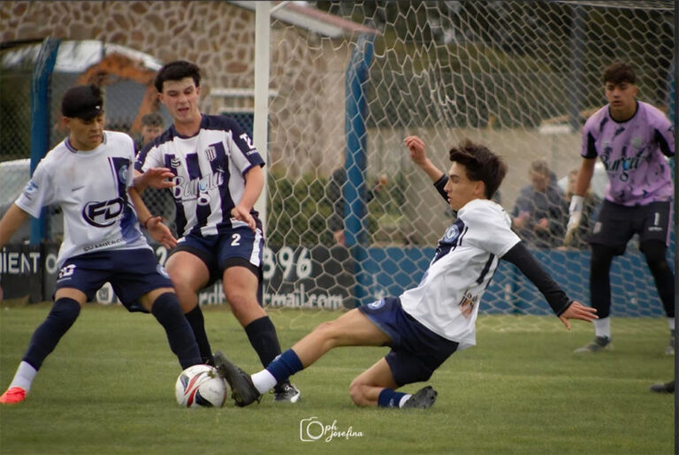 lrf:-aprovecharon-el-feriado-para-recuperar-partidos-de-inferiores