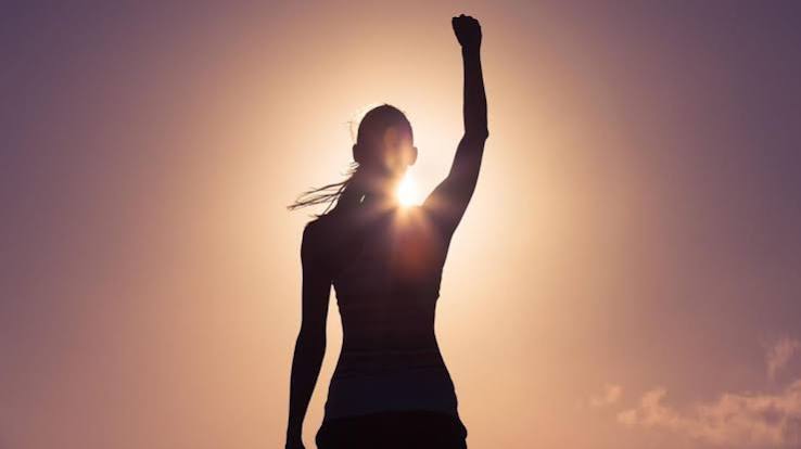 poder-economico-y-algoritmos:-la-urgencia-de-sumar-mujeres-a-las-mesas-de-decision-tecnologica
